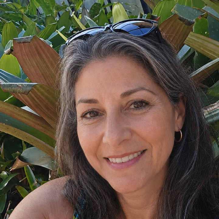 Review by Maya Bennett
