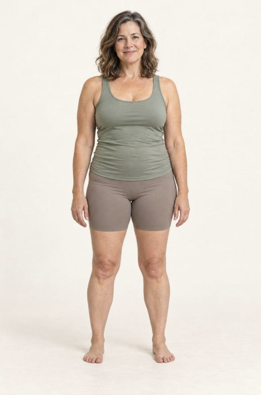 Woman with thyroid symptoms